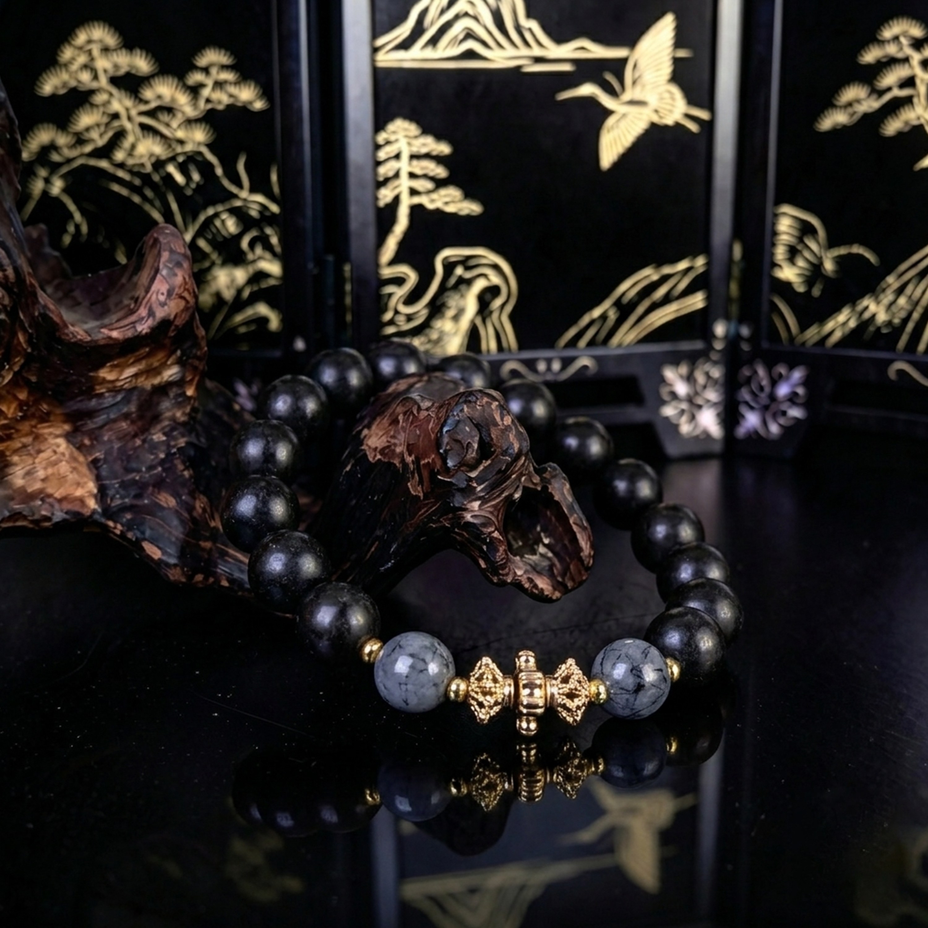 Black Series: Deep Essence Bracelet detail 3
